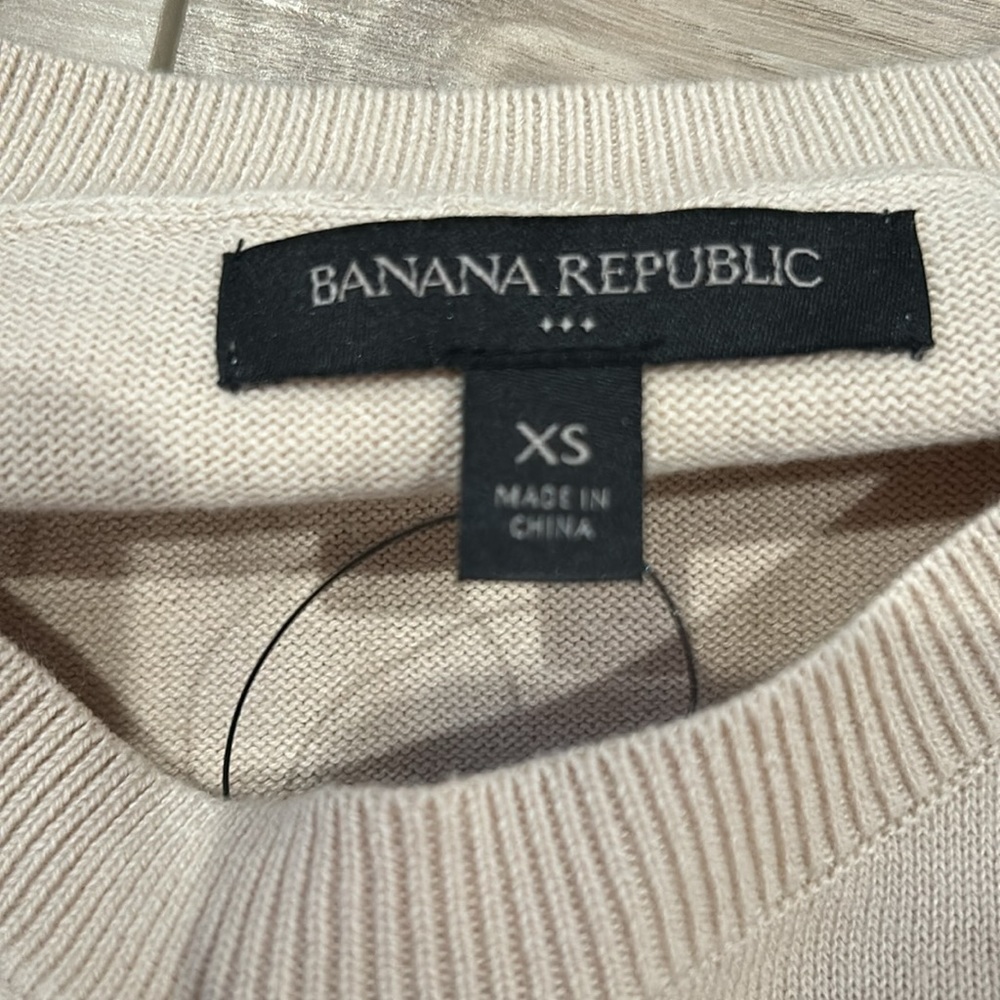 NWT Banana Republic Womens Sweater Cream Polka Dot Long Sleeve Lightweight - Picture 4 of 6